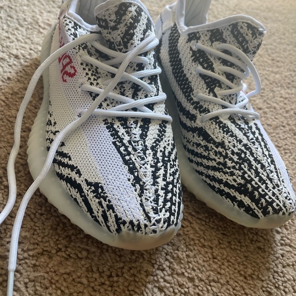 Yeezy Boost 350 V2 'Zebra size 5 - Picture 5 of 6